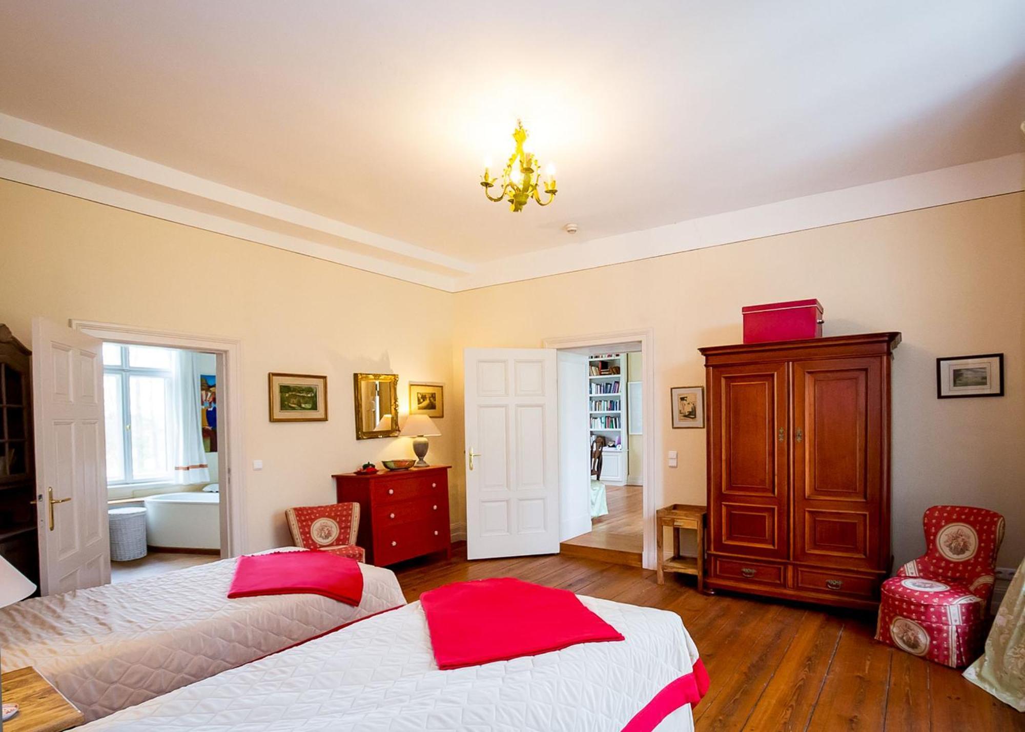 Gutshaus Penzlin Villa Meyenburg  Kültér fotó