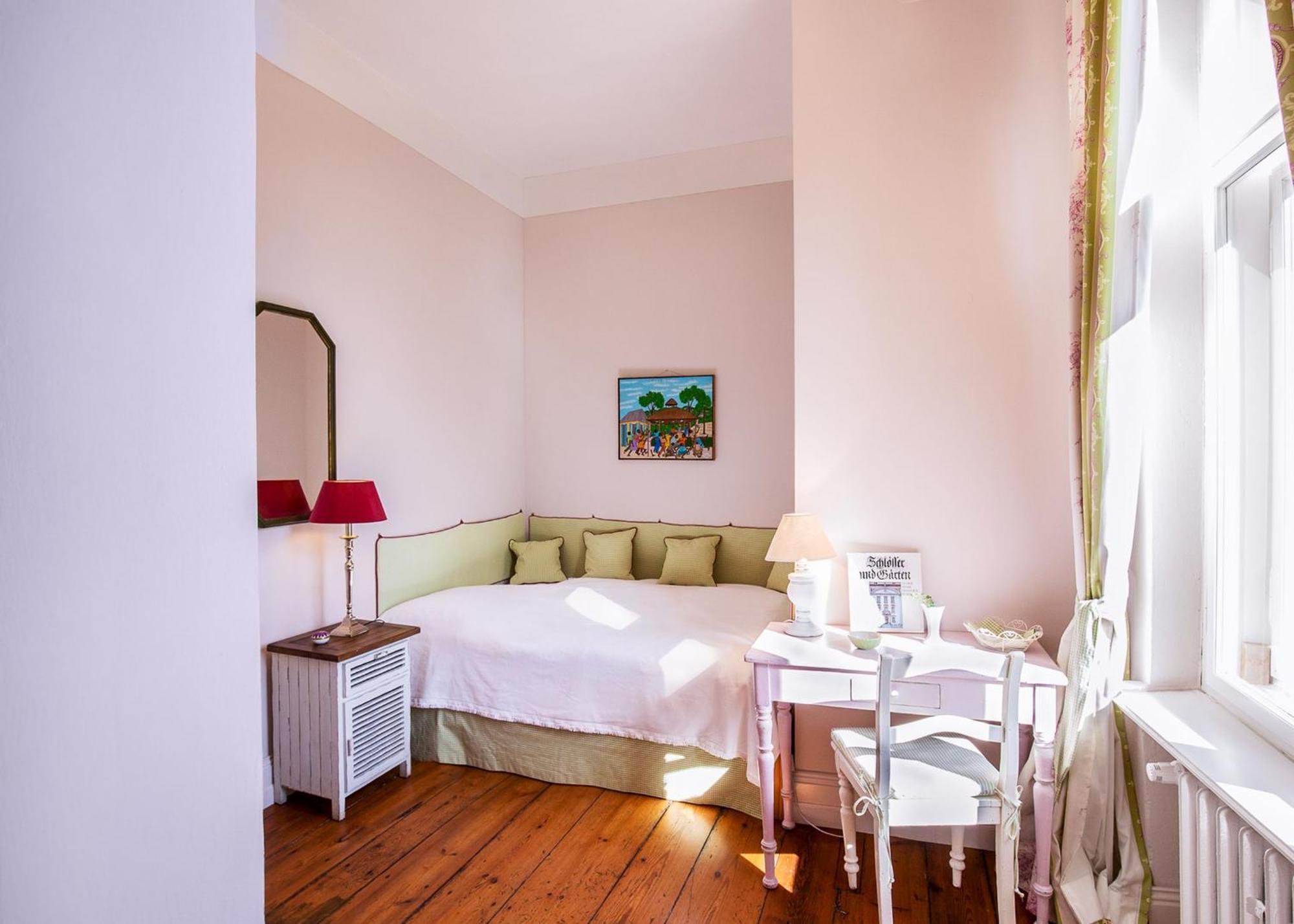 Gutshaus Penzlin Villa Meyenburg  Kültér fotó